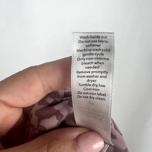 ATHLETA Woman Size Small Tall Elation Ultra Highrise Tight Leopard Print - Picture 8 of 9